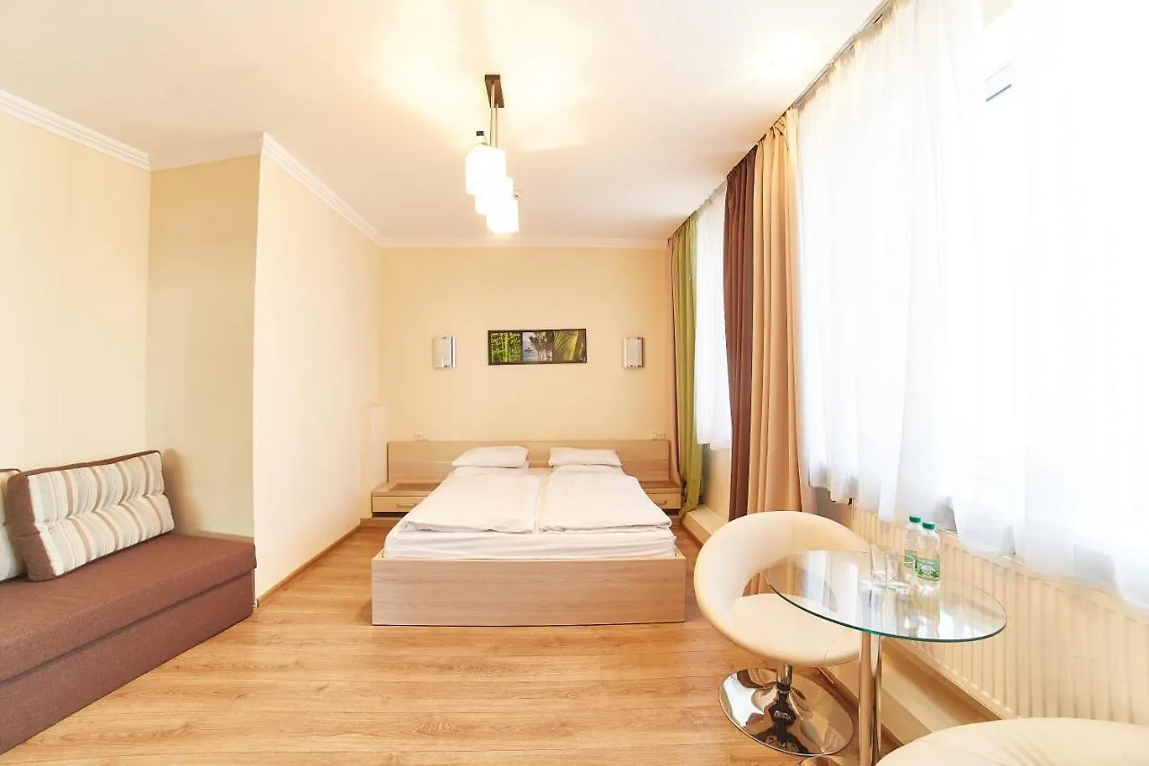 Hotel Merkuriy Lviv